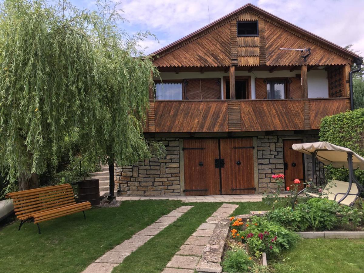 Chata U Rybnika Broumar Opocno Exterior photo